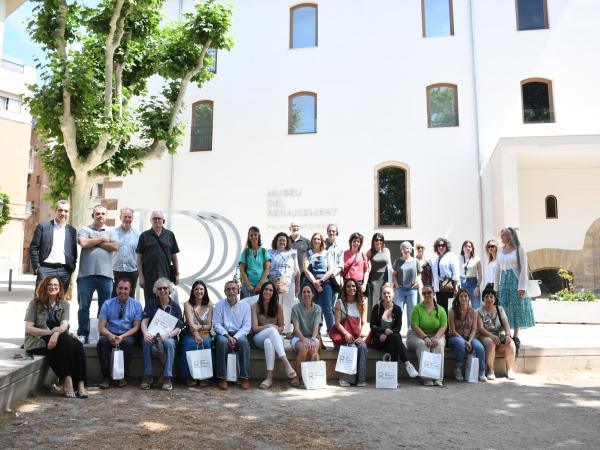 Els Punts d'Informació del Baix Llobregat visiten el Museu del Renaixement i el centre històric de Molins de Rei