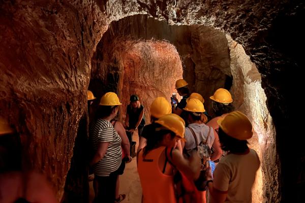  Mestres de la comarca, Barcelona i província participen en un famtrip per conèixer atractius del Baix Llobregat