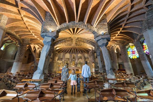 Cripta Gaudi Colonia Güell - Baix Llobregat