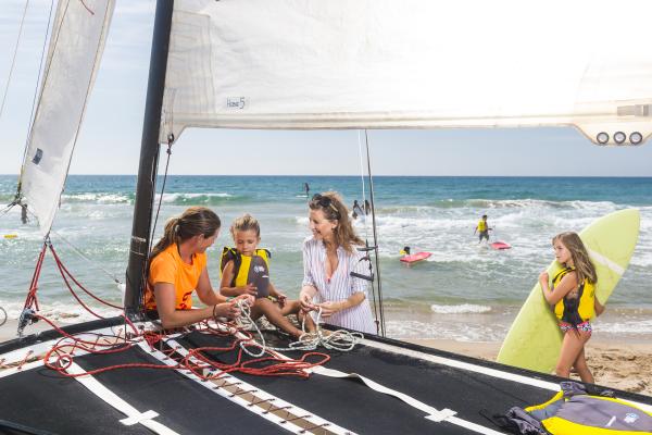 El Baix Llobregat impulsa el Turisme Blau amb una campanya per fomentar el turisme sostenible a la zona de la Costa del Delta
