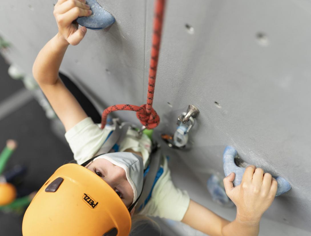 Vine a escalar al rocòdrom més gran de la Península!