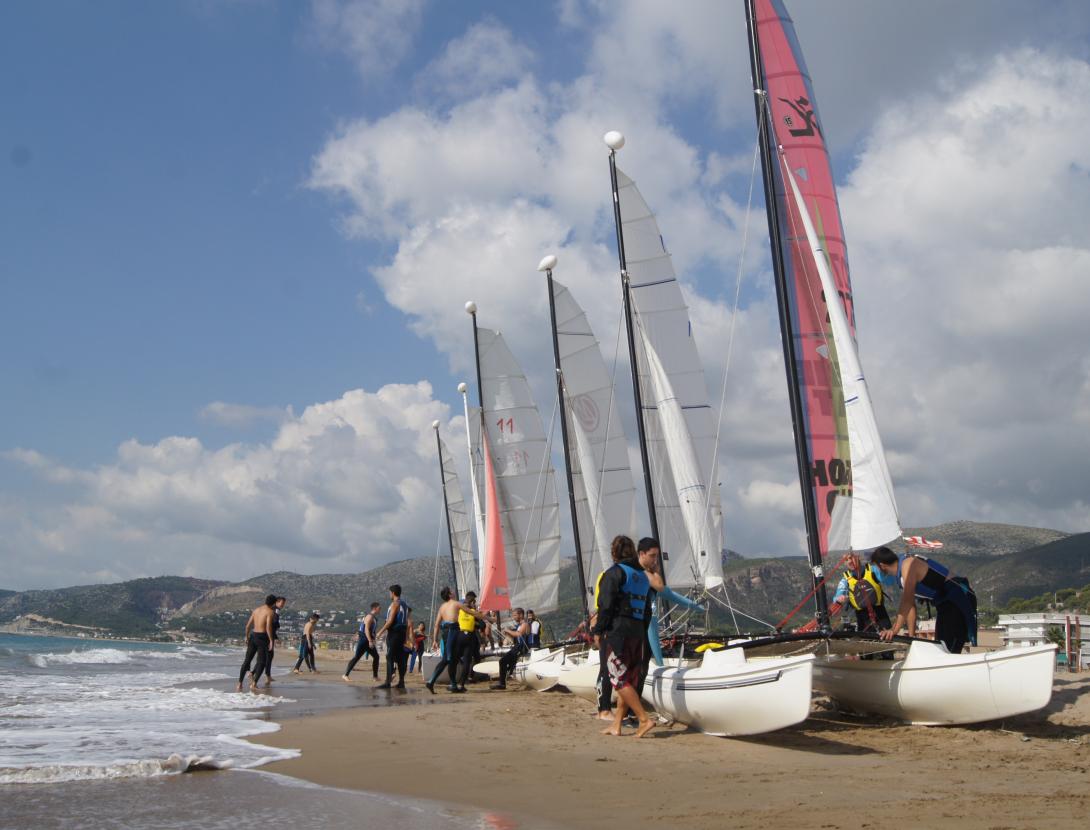 ESCOLA NAUTICA GARBI