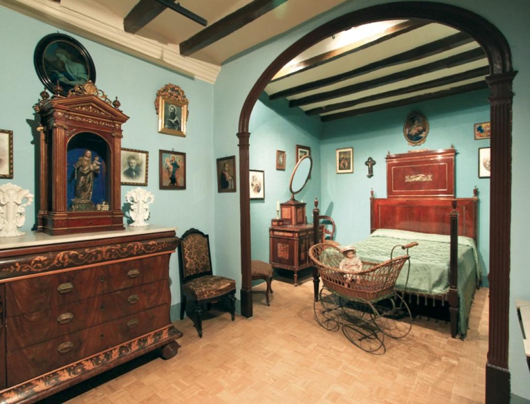 Visita guiada a &quot;L'Enrajolada&quot;, Casa Museu Santacana (s. XIX)