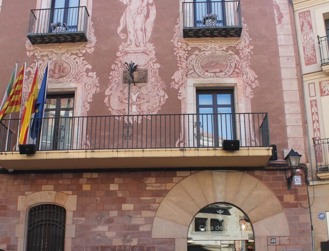 Esgrafiats: quan les façanes expliquen històries.