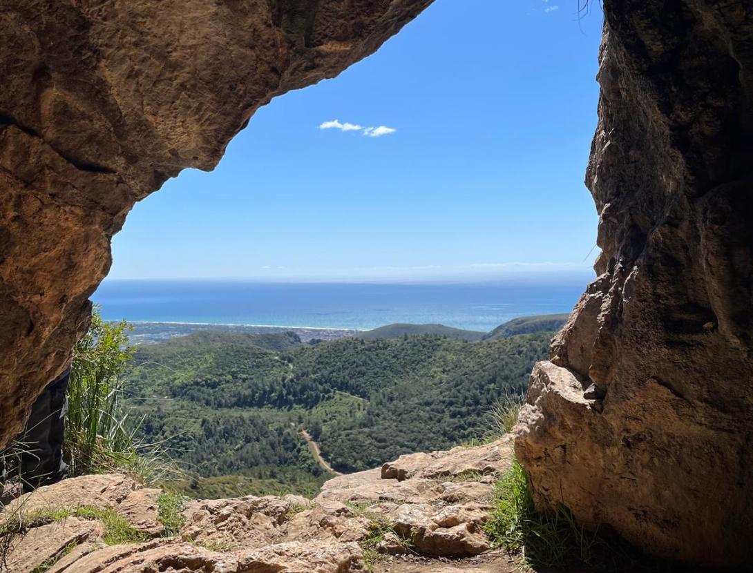 PASSEJADES DEL PARC DEL GARRAF. Del Dolmen del Campgràs a la Cova Cassimanya