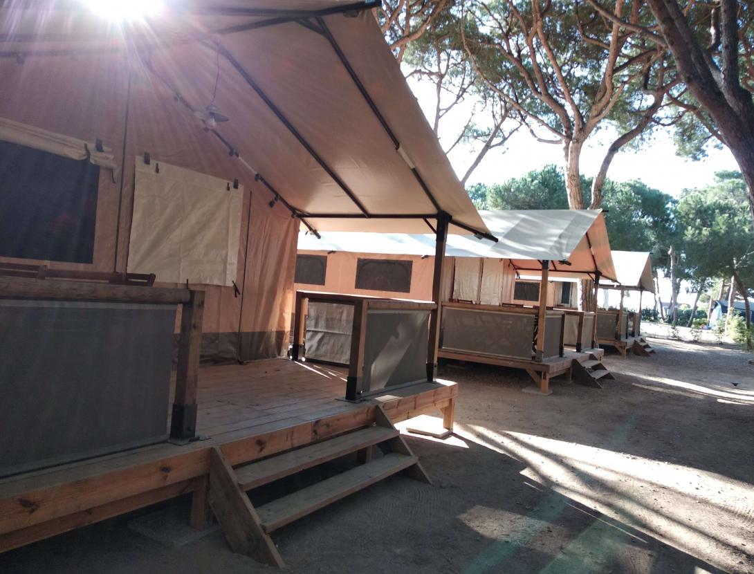 Camping 3 estrellas GAVA_VICTORIA 2.jpg